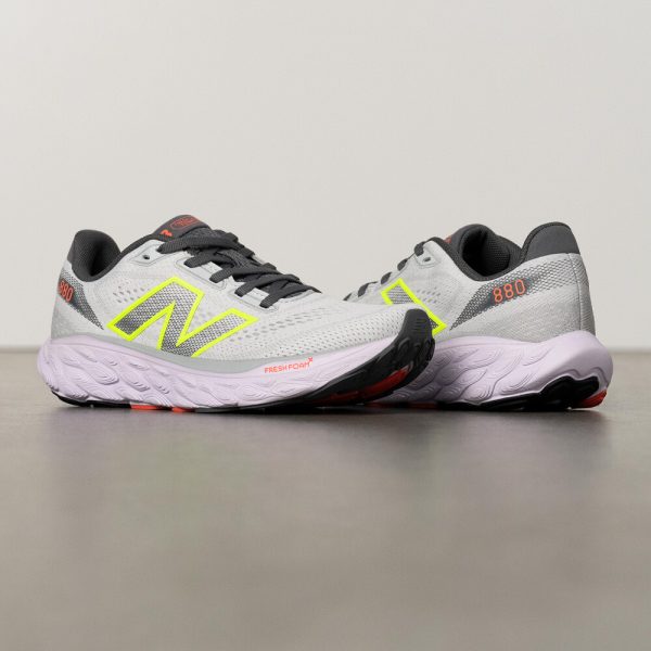 NEW BALANCE FRESH FOAM X 880 v14 WOMENS - Image 9