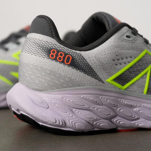 NEW BALANCE FRESH FOAM X 880 v14 WOMENS - Image 10